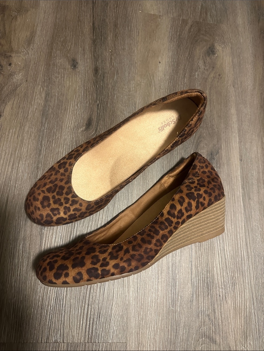 Dr. Scholl's Leopard Print Wedge Pumps in Brown 10 W